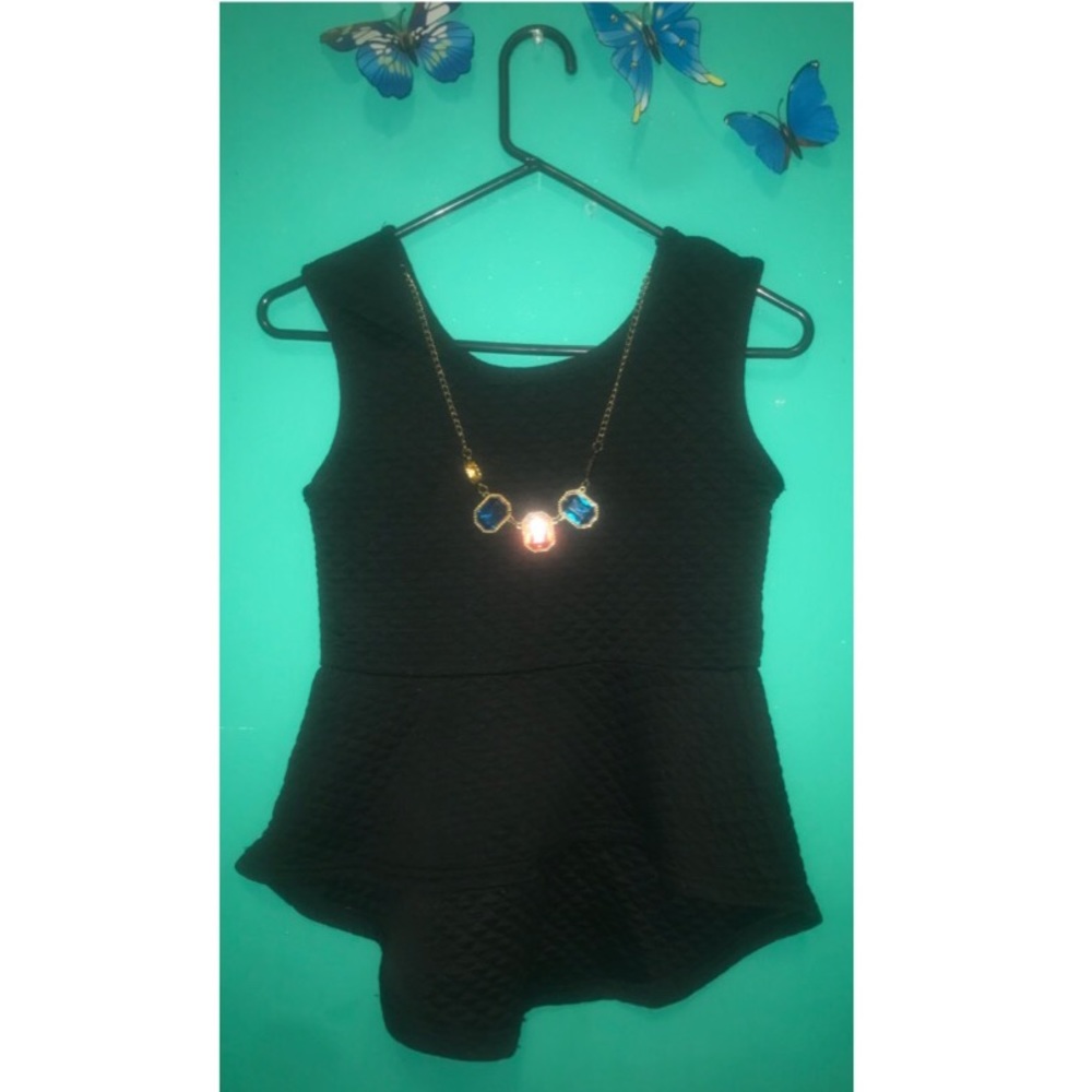 Casual black top